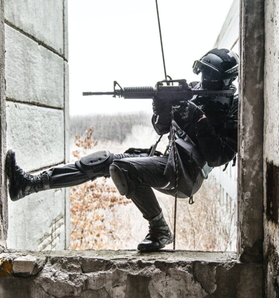 tactical rappelling