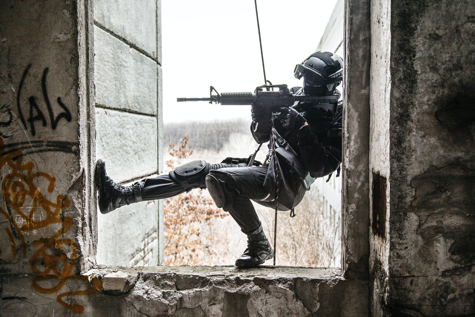 tactical rappelling